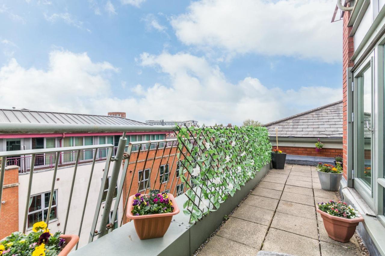 Raleigh Penthouse, Luxury Apartment With Balcony And Parking Nottingham Exterior photo